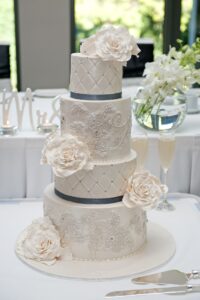 emeletes esküvői torta